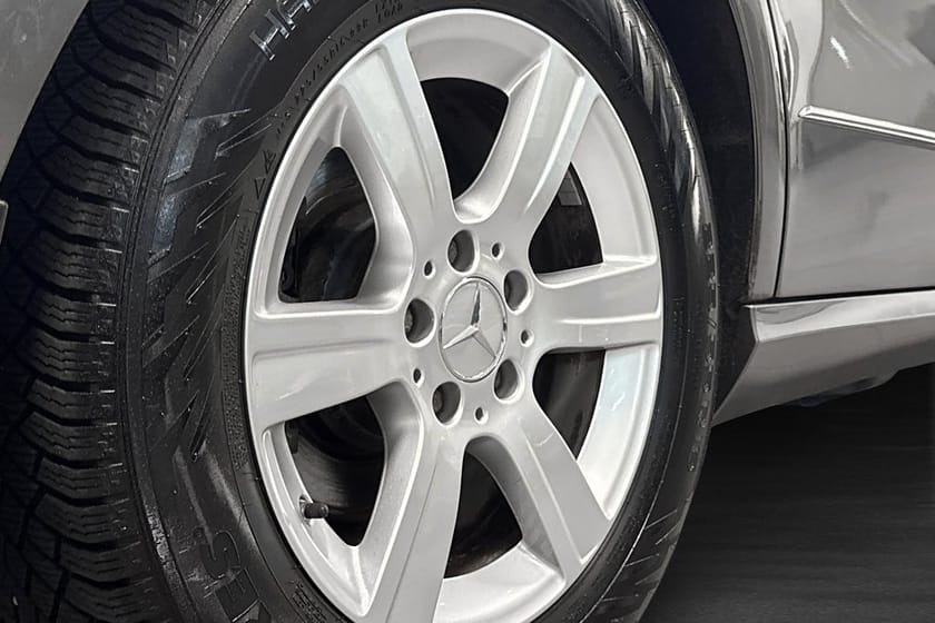 Bild 5 av Mercedes-Benz E 220 T CDI BE BlueEFFICIENCY Avantgarde 170hk