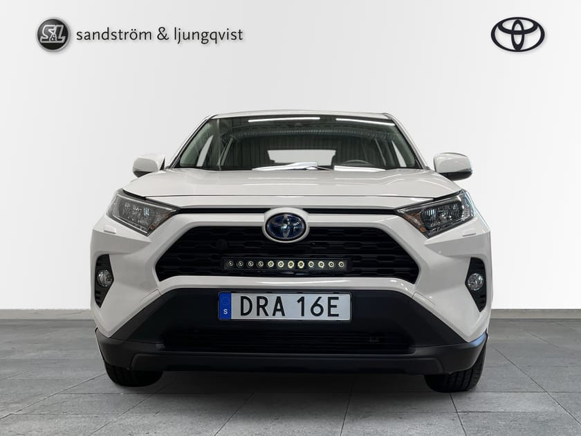 Bild 2 av Toyota RAV4 Hybrid AWD-i 2,5 ELHYBRID E-CVT LIFE (DRAGKROK)