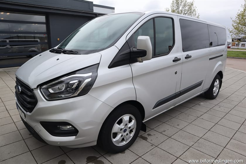 Bild 2 av Ford Transit Custom 320 Kombi 2.0 TDCi L2H1 130hk Dragkrok Backkamera 9 sits