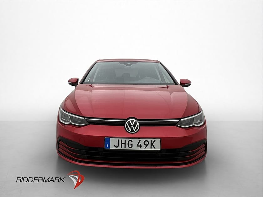 Bild 2 av Volkswagen Golf 1.0 eTSI Carplay Navi Ambiente Kamera Drag