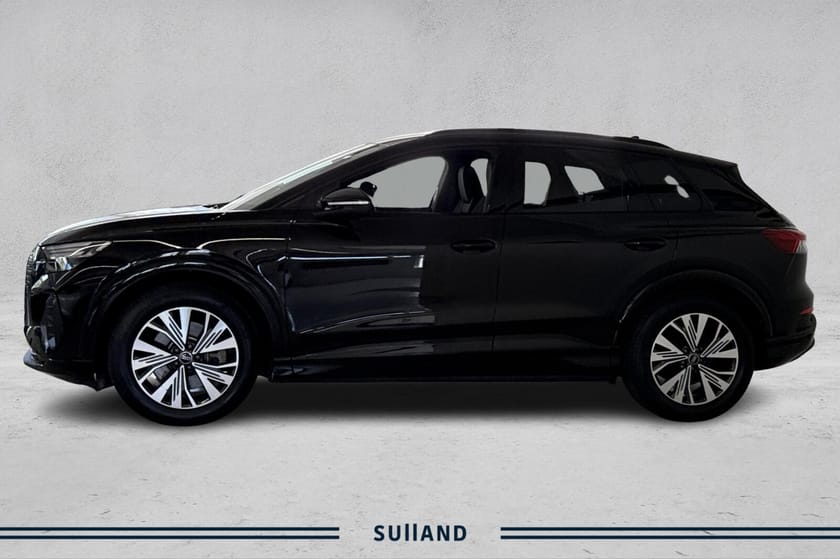 Bilde 2 av Audi Q4 55 e-tron quattro quattr s line pro