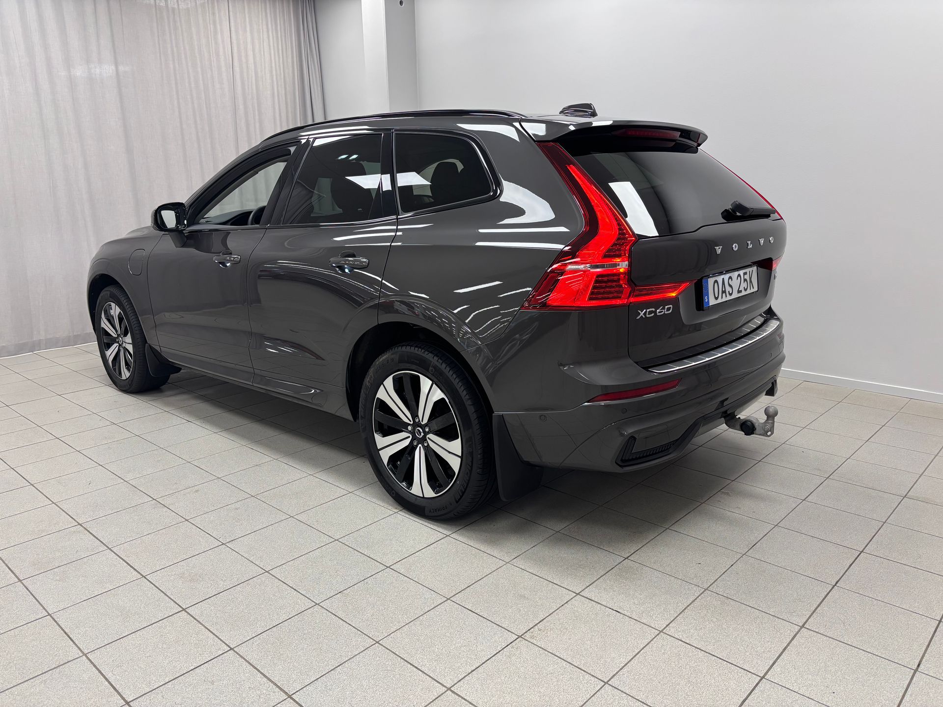 Volvo XC60 T6 Plus Dark Nordic Edition 2025, bild 3/10