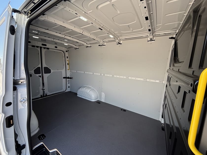 Bild 5 av Volkswagen Crafter Compact TDI 140 Automat *Lagerbil*