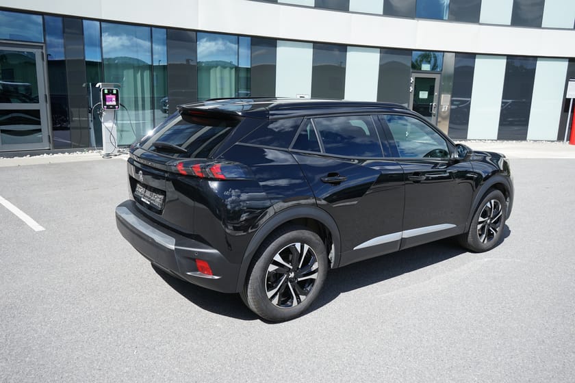 Bilde 5 av Peugeot e-2008 Allure / fint utstyrt