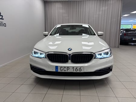 BMW 530e iPerformance Sedan