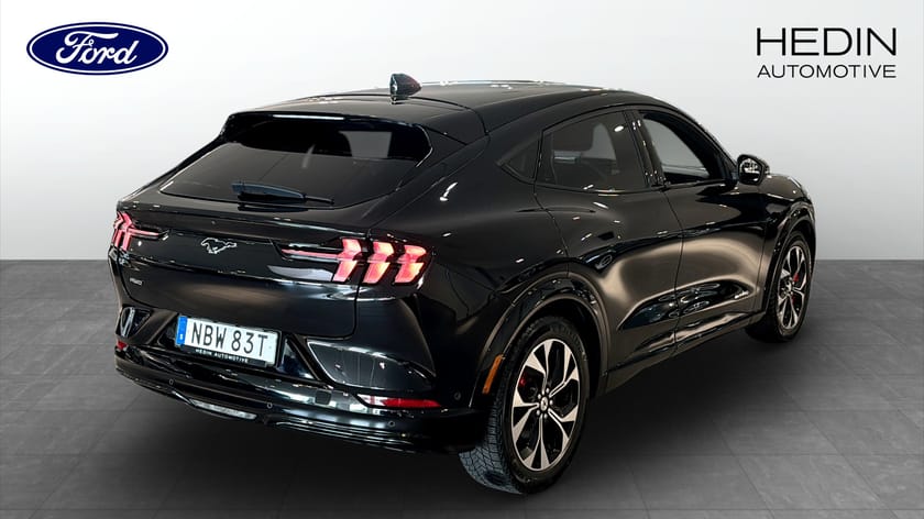 Bild 2 av Ford Mustang Mach-E Standard Range AWD 269HK | Teknikpaket |40 mil|