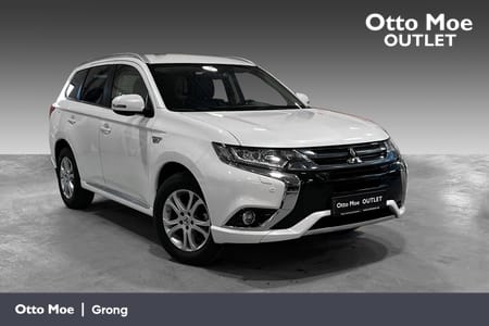 Mitsubishi Outlander PHEV INSTYLE+ | KROK |  360° | RATTVARME | NAVI