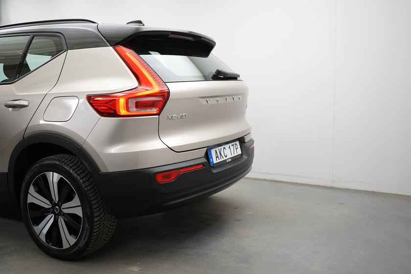 Bild 3 av Volvo XC40 Recharge Core, Baklucka elmanövrerad