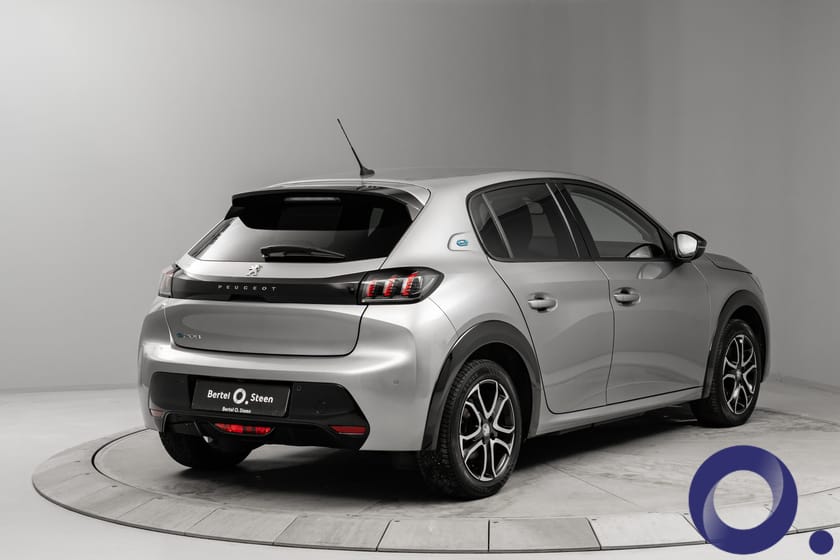 Bilde 4 av Peugeot 208 | Allure | Navigasjon | Ryggekamera