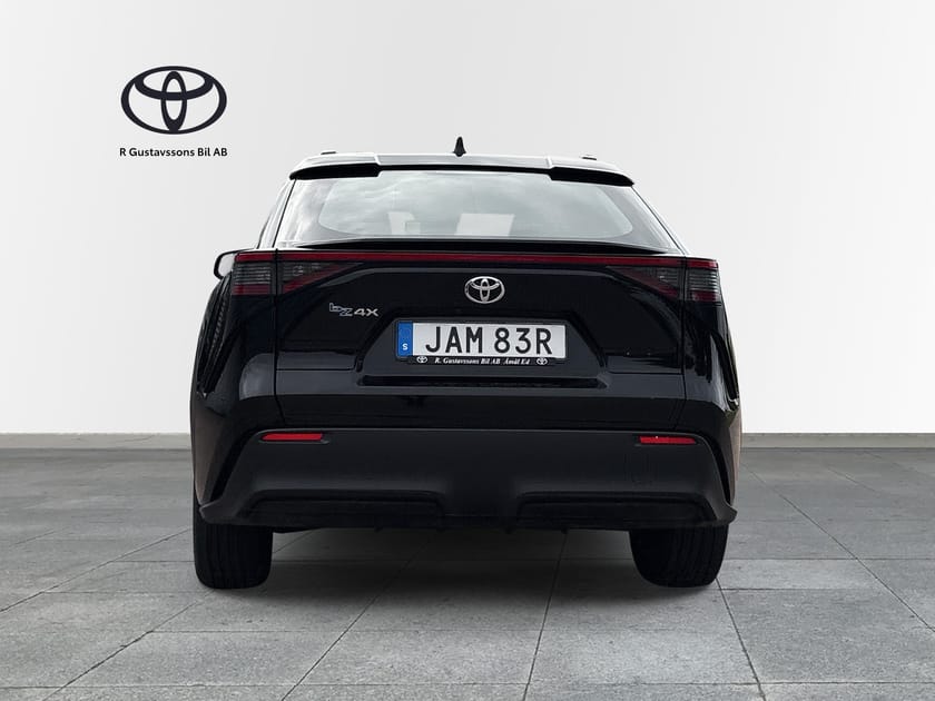 Bild 4 av Toyota bZ4X