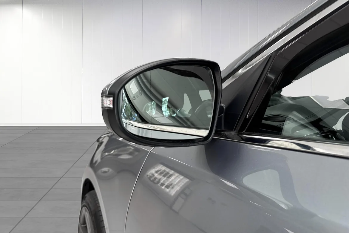 picture of a car