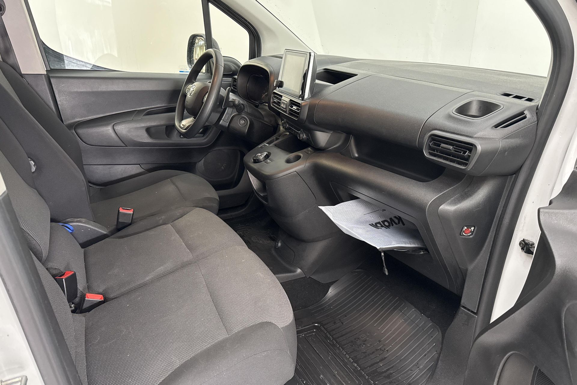Toyota Proace City 1.5D AdBlue 2023, bild 7/10