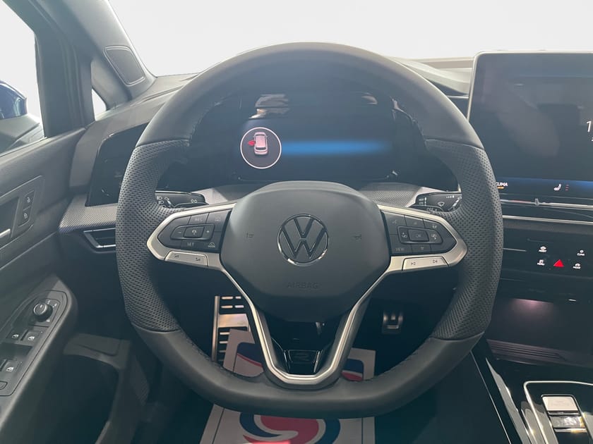 Bild 5 av Volkswagen Golf eTSI 150hk *R-Line* Keyless/Backkamera