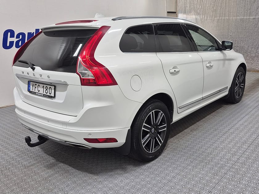 Bild 4 av Volvo XC60 AWD D4 190HK 4x4 Classic Summum Läder