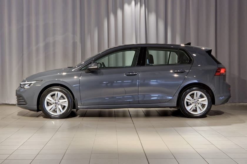 Bild 2 av Volkswagen Golf Life | Dragkrok | Backkamera | Adaptiv farthållare
