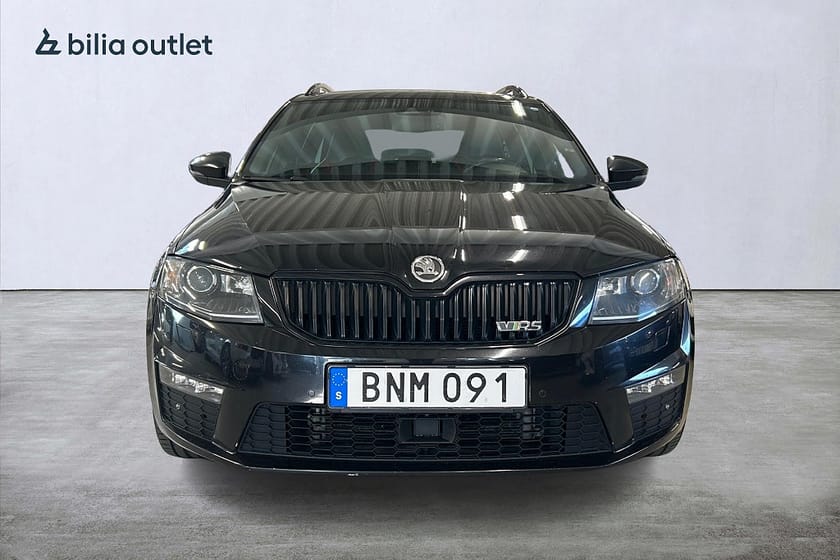 Bild 3 av Škoda Octavia Kombi RS Skoda 2.0 TDI DSG 184hk Navi Drag P-värm CANTON