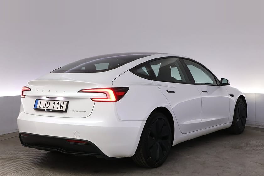 Bild 5 av Tesla Model 3 Long Range AWD Highland Autopilot Pano V hjul