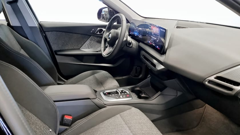 Bild 3 av BMW 120 5d Vinterhjul ingår, Backkamera, Farthållare