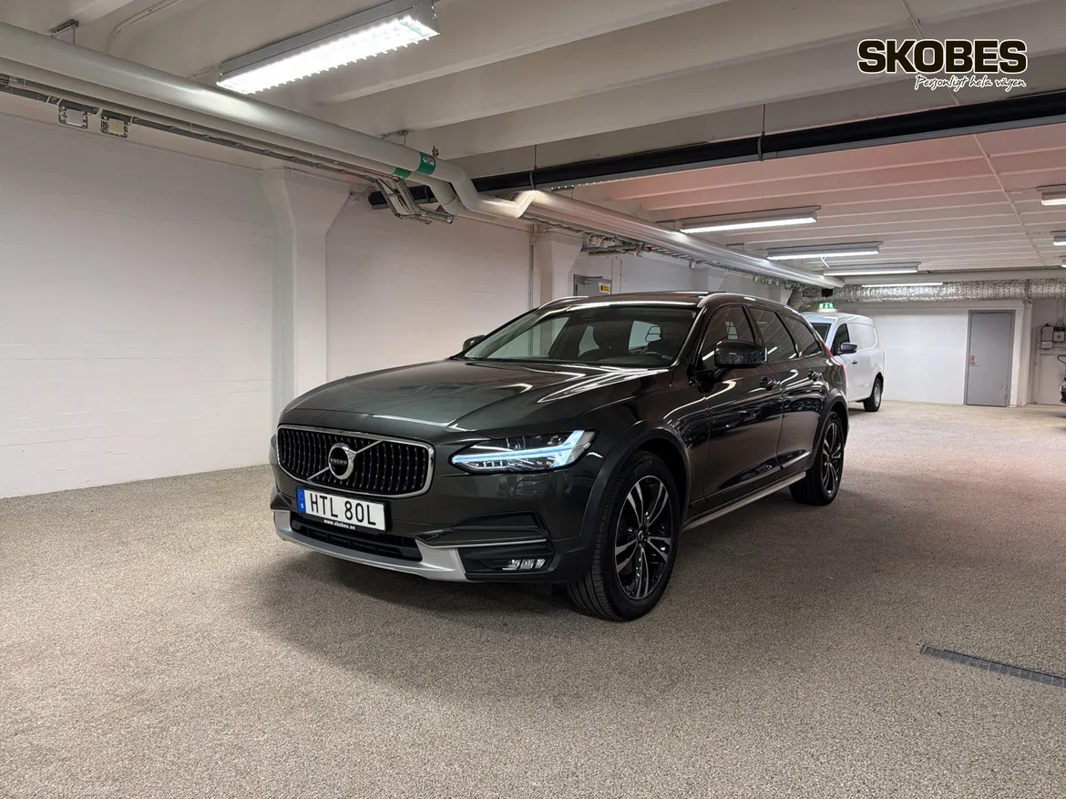 Volvo V90 Cross Country