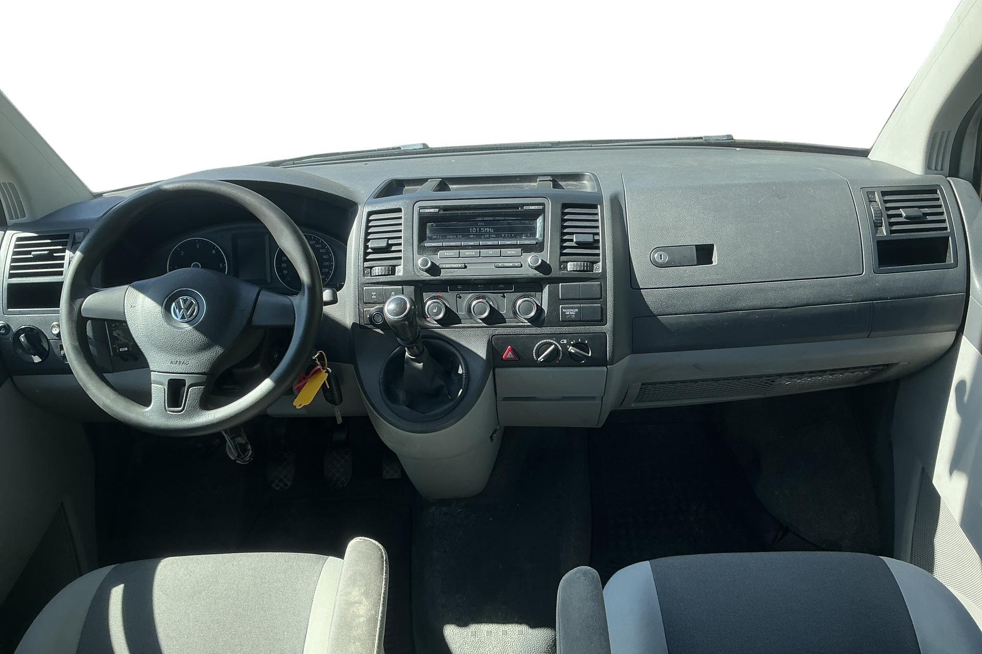 Volkswagen Transporter 2015, bild 7/10