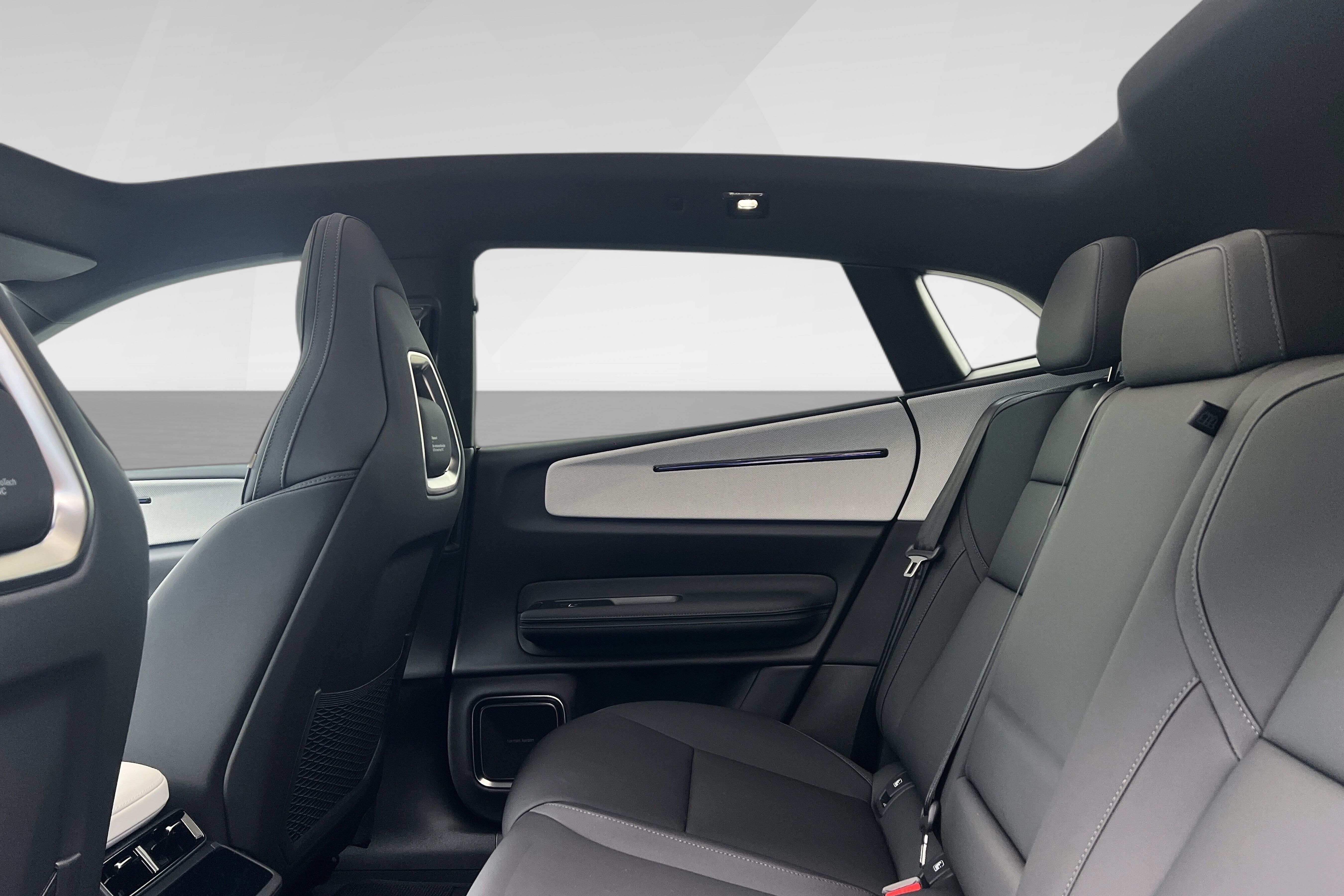 Polestar 4 Long Range Dual motor bilde 17