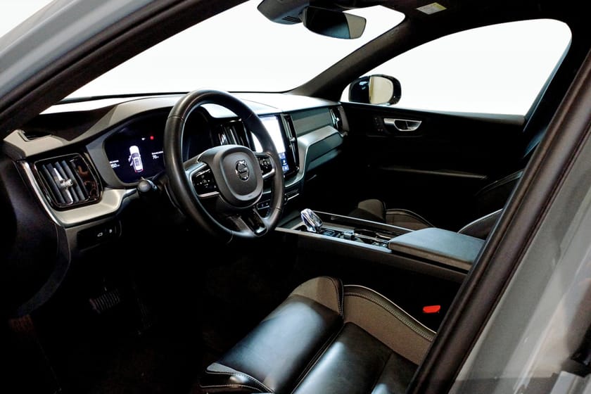 Bild 5 av Volvo XC60 Recharge T6 II Plus Dark Edition.