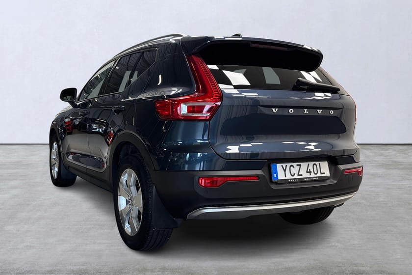Bild 4 av Volvo XC40 B4 FWD Bensin Mom Adv Navi Pro Edt
