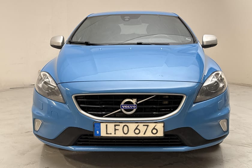 Bild 5 av Volvo V40 D4 (190hk) R-Design GPS Drag