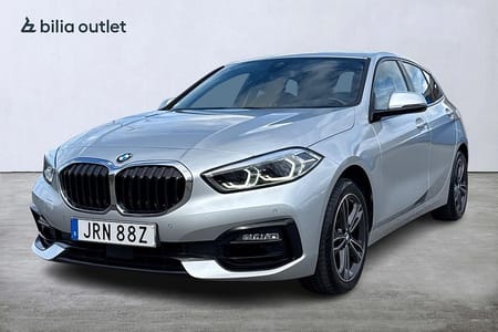 BMW 120i Sport line 178hk Cockpit Navigation ConnectedDrive MOMS