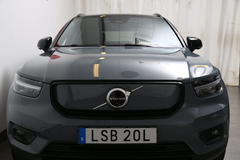 Bild 4 av Volvo XC40 P8 AWD Recharge Twin Pro 360° H/K Pano Skinn 20” Drag