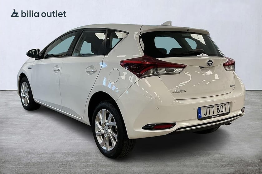 Bild 3 av Toyota Auris Hybrid e-CVT Active B-kamera Farthållare Bluetooth