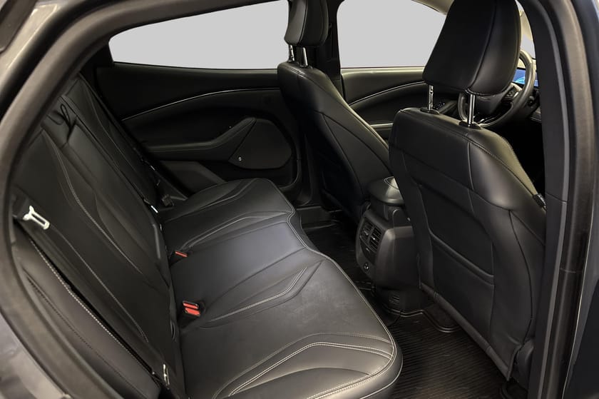 Bild 5 av Ford Mustang Mach-E Long Range RWD 294hk (Teknikpaket+, Vinterhjul)