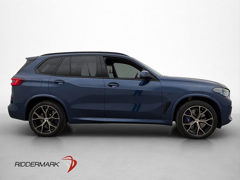 Bild 4 av BMW X5 xDrive45e iPerformance M Sport En-Bruk B&W Pano-Sky Luft Night 360