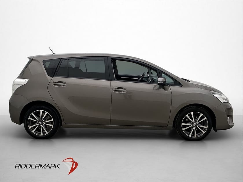 Bild 5 av Toyota Verso 1.8 147hk Executive 7-Sits Pano Kamera Drag