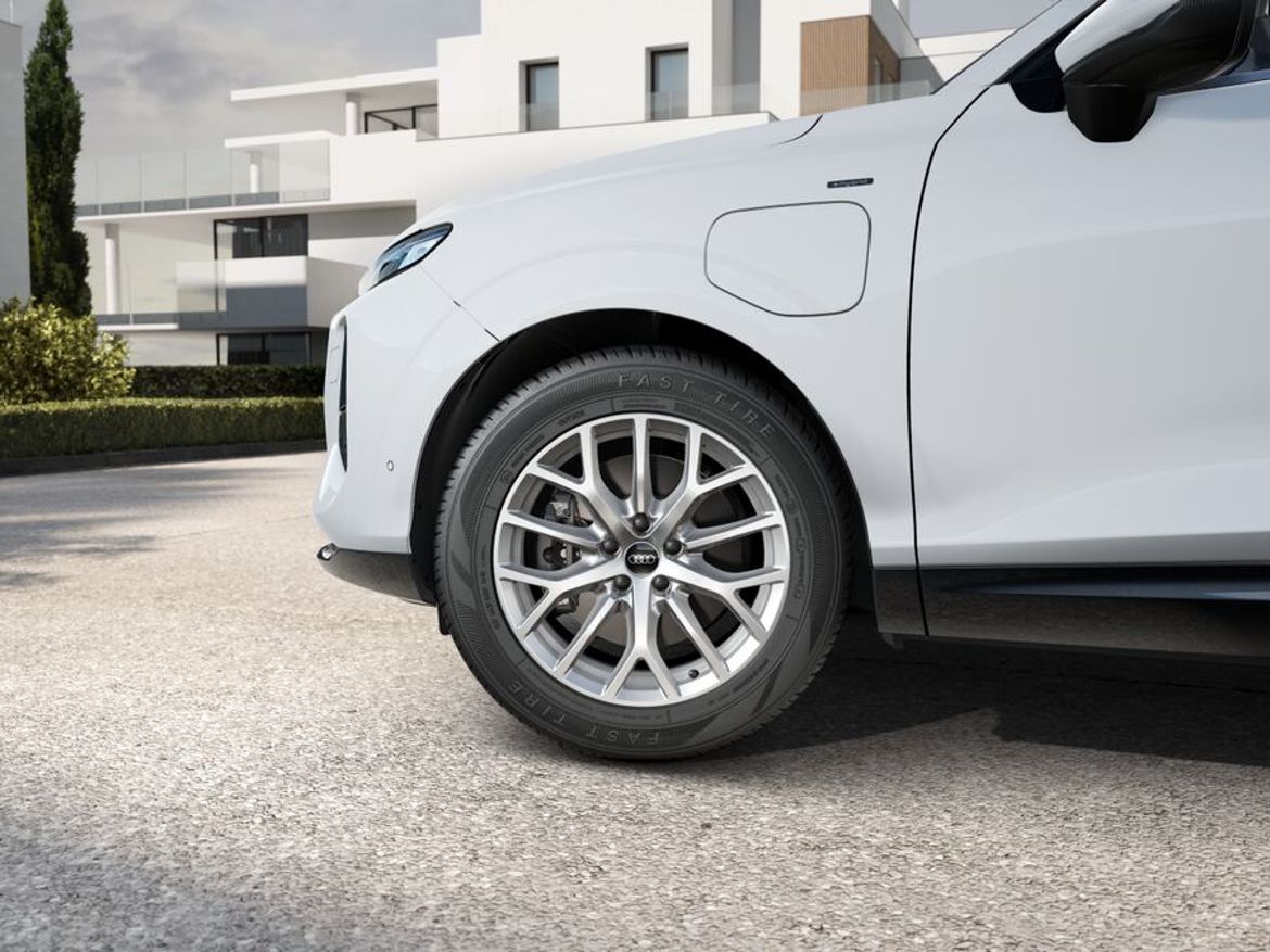 Audi Audi Q3 e-hybrid — bild 7