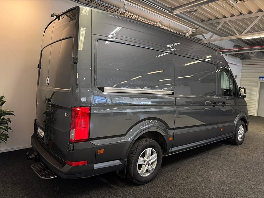 Bild 4 av Volkswagen Crafter 35 2.0 TDI 140hk | Dieselvärmare, Kamera, Drag, Vhjul