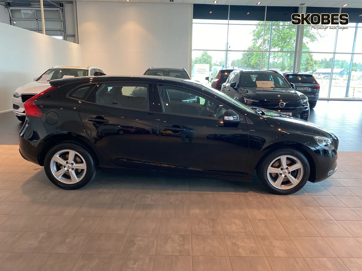 Volvo V40