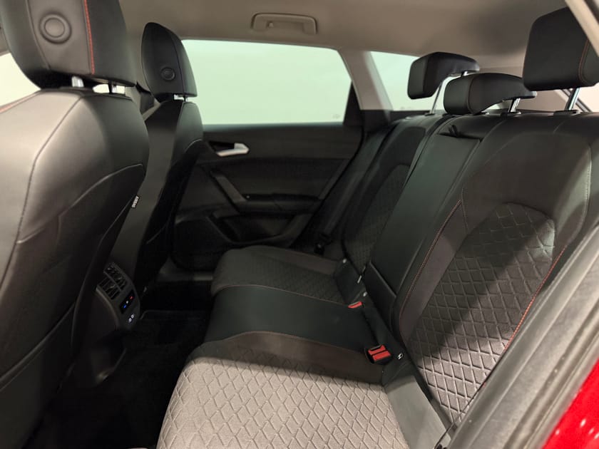 Bild 5 av SEAT León Sportstourer e-Hybrid / Dargkrok / Backkamera / Navigation /
