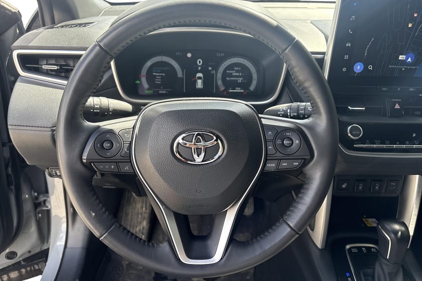 Bilde 5 av Toyota Corolla Cross Hybrid AWD-i Executive I Skinn I