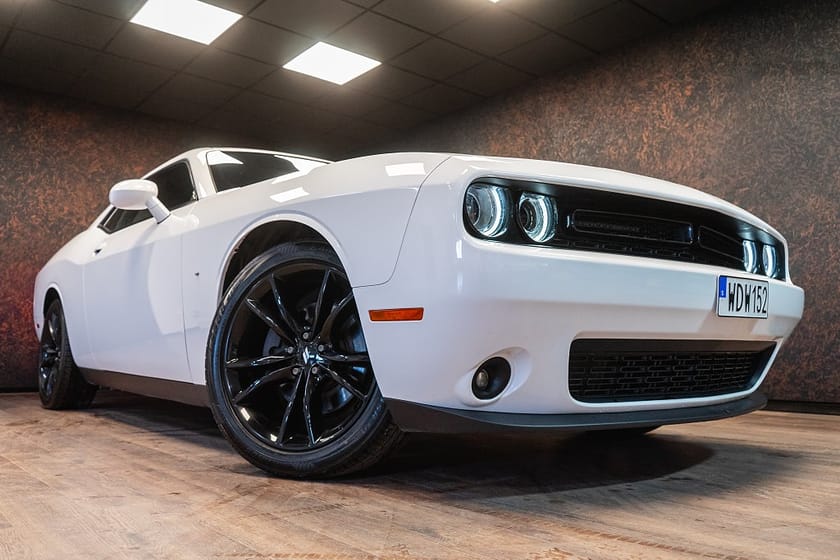 Bild 3 av Dodge Challenger 3.6 V6 309hk | Alpine | Alcantara | Black | 1919 kr/mån