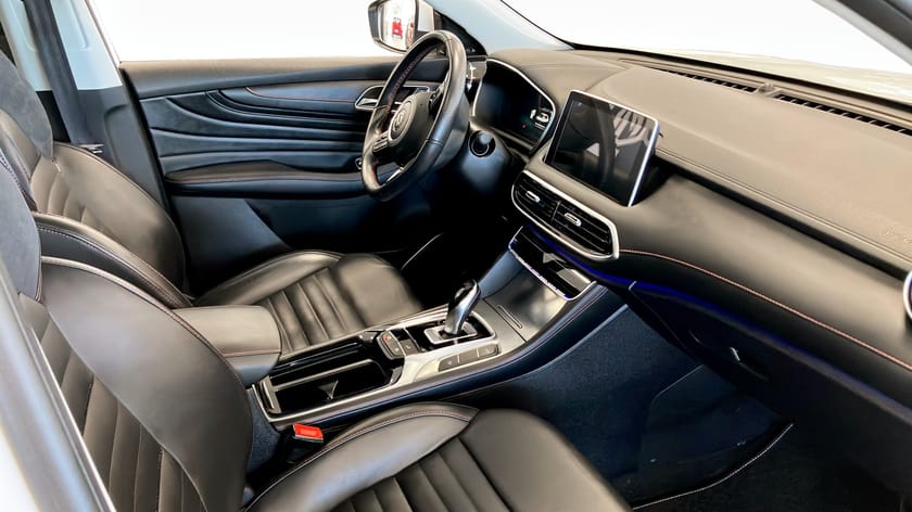 Bild 3 av MG EHS PHEV LUXURY