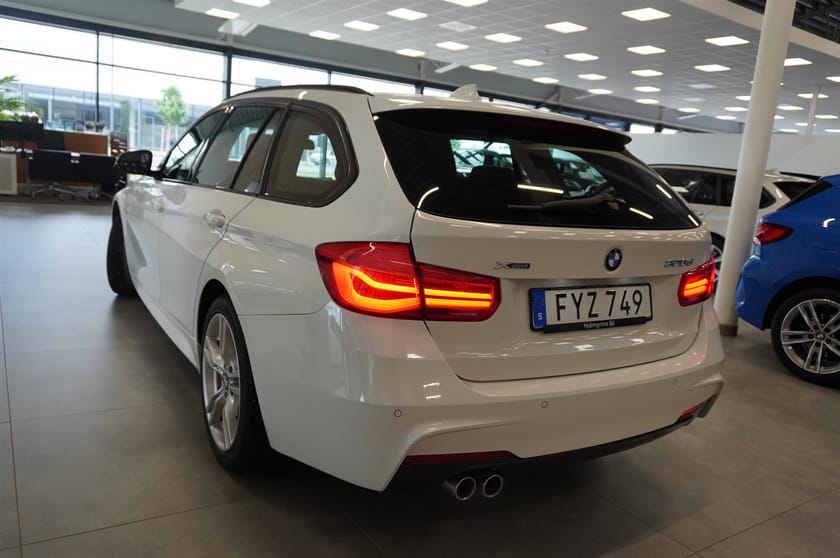 Bild 2 av BMW 320d xDrive Touring M Sport PDC Drag