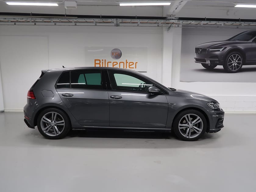 Bild 5 av Volkswagen Golf 1.4 TSI GT R-Line V-Däck ingår Drag-Kamera-CarPlay-Adap