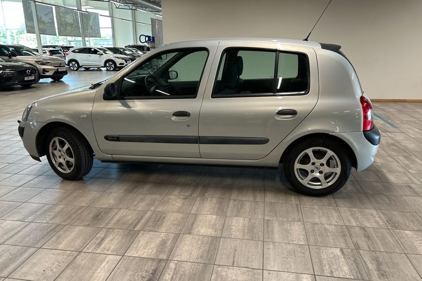 Bild 2 av Renault Clio  Halvkombi 1,2 16V Ph III 5-d