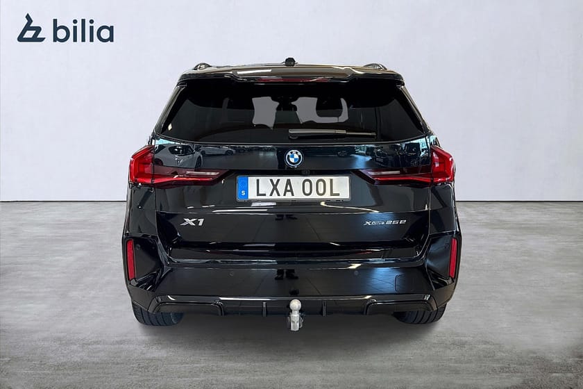 Bild 4 av BMW X1 xDrive25e M Sport Active edt. Drag Navi
