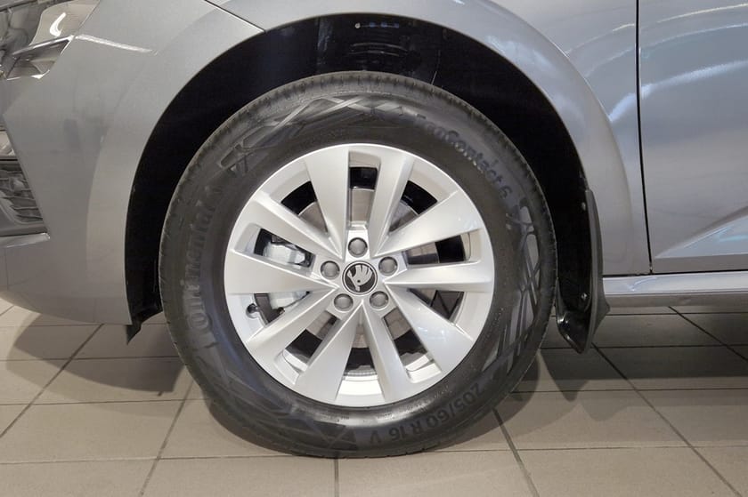 Bild 3 av Škoda Kamiq SELECTION 1,0 TSI 116 HK 7 VXL DSG