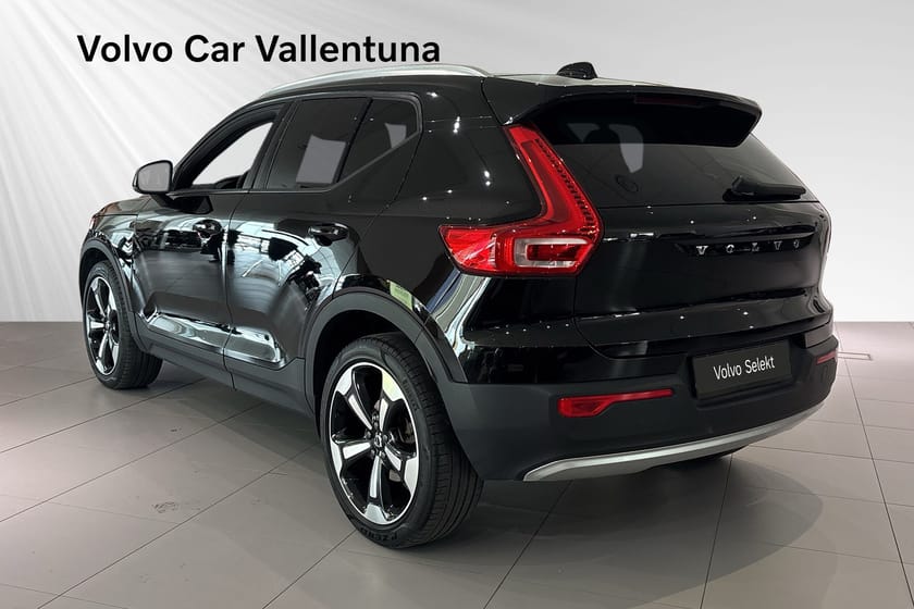 Bild 4 av Volvo XC40 B4 AWD Bensin Momentum Advanced SE