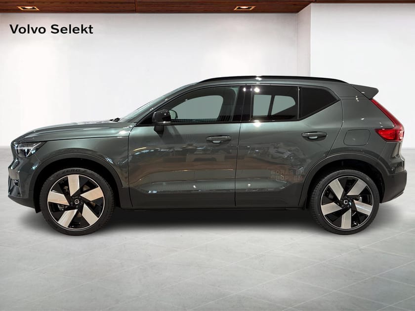 Bild 3 av Volvo EX40 Single Motor Extended Range ExtendedRange Plus SE - Demo