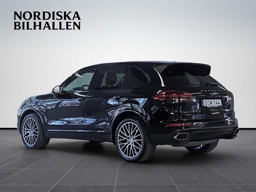 Bild 5 av Porsche Cayenne Diesel TipTronic S Platinum Edition Nyservad