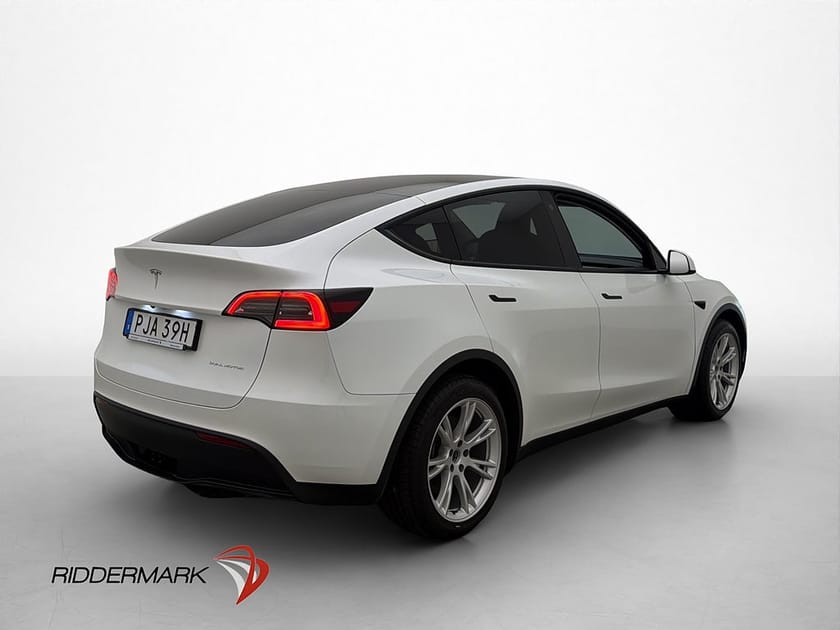 Bild 5 av Tesla Model Y Long Range AWD Dragkrok Autopilot Värmepump
